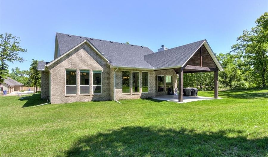 8241 Red Feather, Arcadia, OK 73007 - 4 Beds, 3 Bath