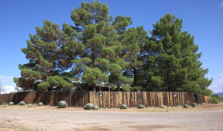 3156 W Lark Dr, Benson, AZ 85602 - 2 Beds, 2 Bath