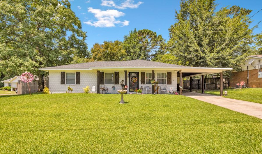 11385 Ruth Ct, Biloxi, MS 39532 - 3 Beds, 2 Bath