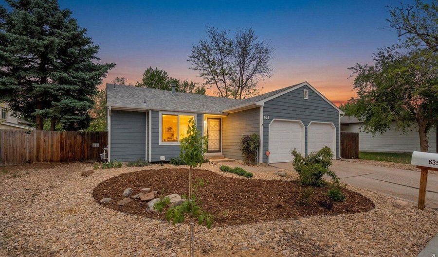 635 S Joplin St, Aurora, CO 80017 - 3 Beds, 2 Bath