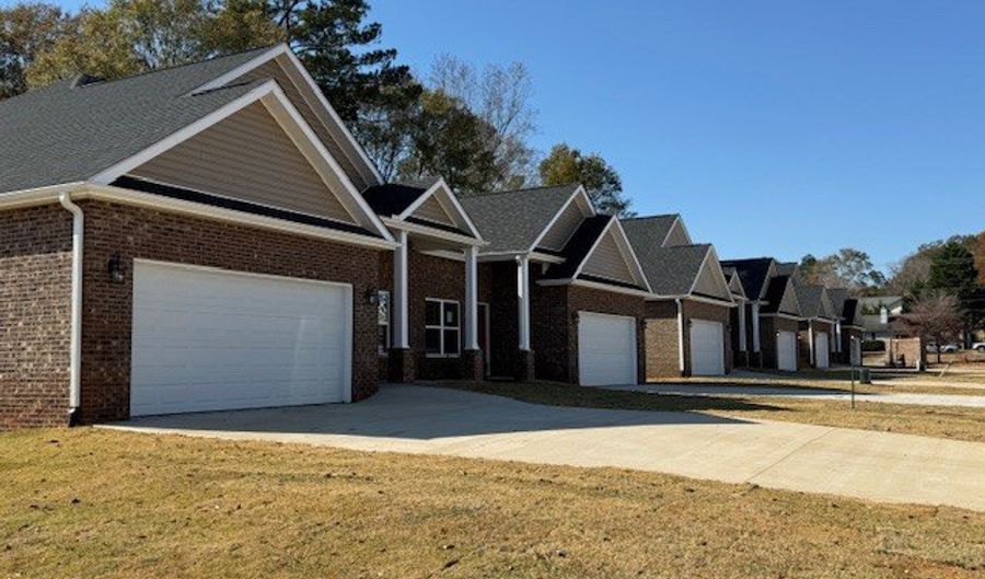 102 Riggins Ln, Anderson, SC 29621 - 2 Beds, 2 Bath