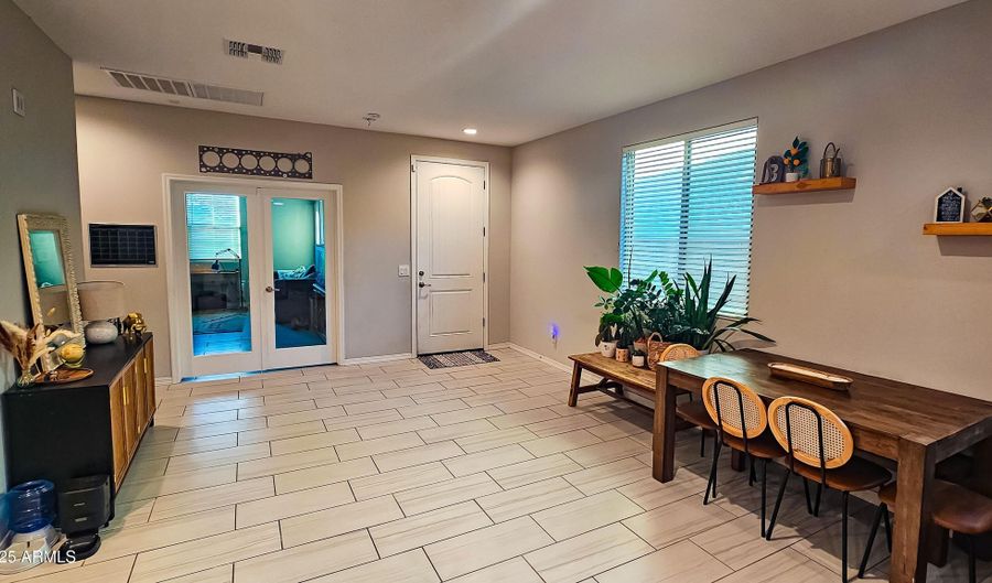 11007 W PIERCE St, Avondale, AZ 85323 - 3 Beds, 2 Bath