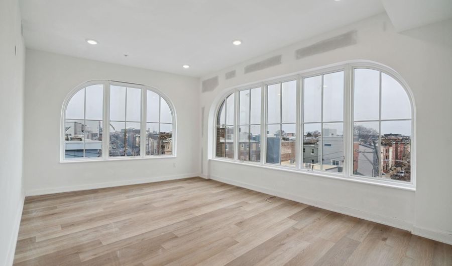 1828 FRANKFORD Ave 4F, Philadelphia, PA 19125 - 2 Beds, 2 Bath