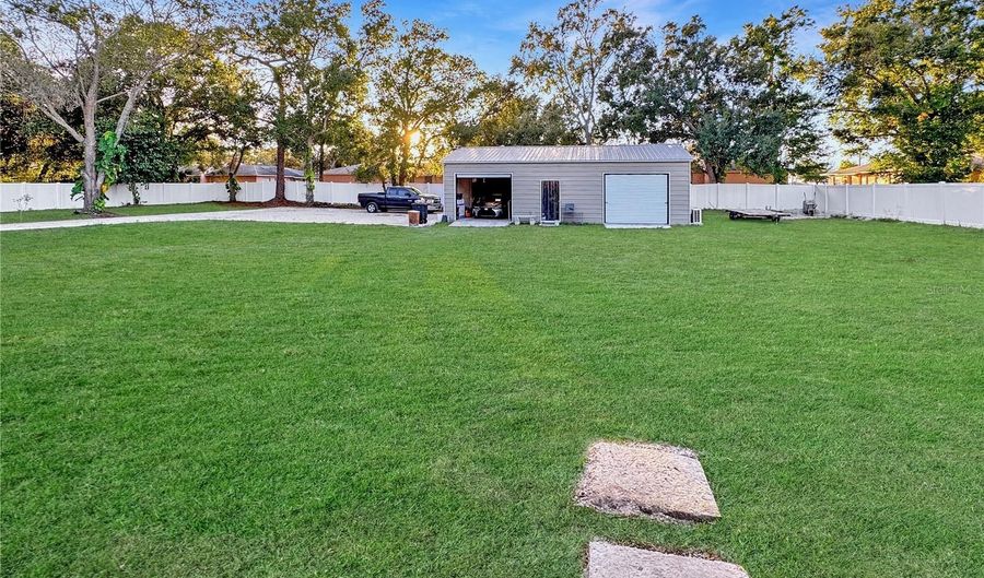 31 Morgan St, Auburndale, FL 33823 - 4 Beds, 2 Bath