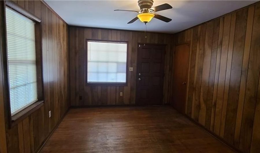 415 Banyan St E, Bay Minette, AL 36507 - 3 Beds, 1 Bath