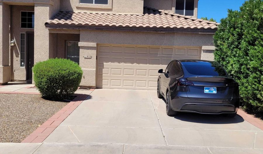 832 N Benson Ln, Chandler, AZ 85224 - 4 Beds, 3 Bath