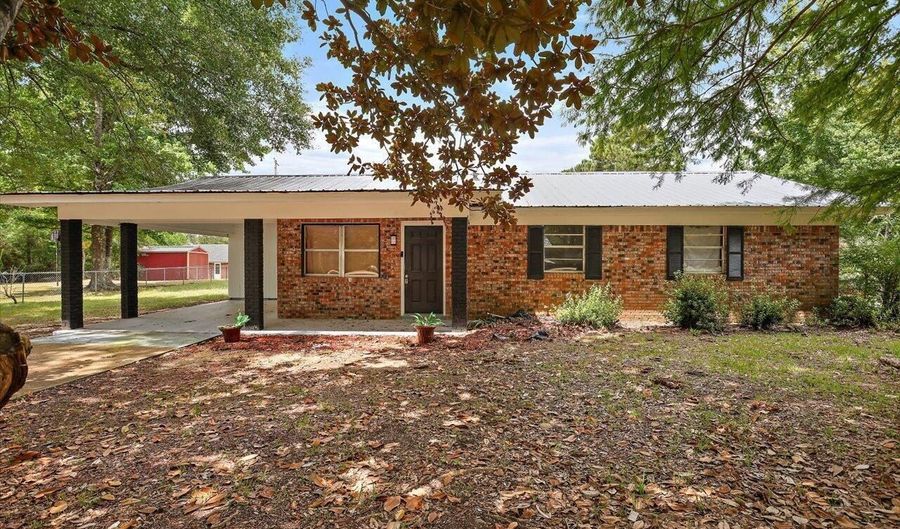 816 NE Boling St, Magee, MS 39111 - 3 Beds, 1 Bath