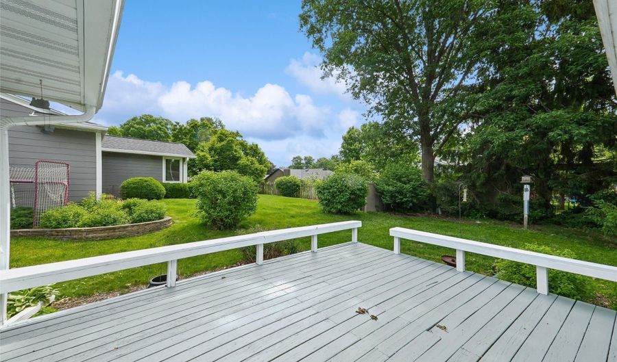2818 Eisenhower Ave, Ames, IA 50010 - 3 Beds, 3 Bath