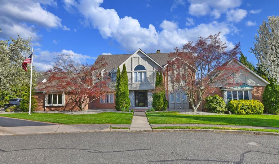 2102 Princeton Ct, Allenwood, NJ 08720 - 4 Beds, 4 Bath