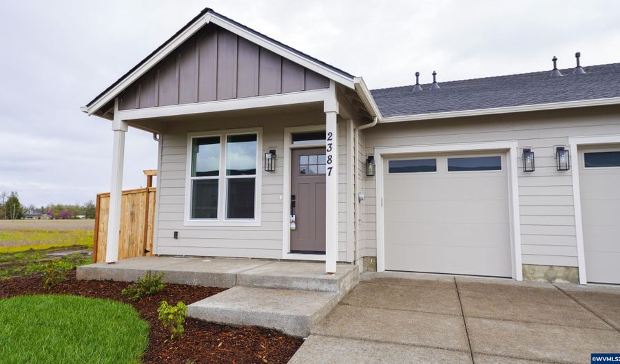 2387 W 10th Ave, Junction City, OR 97448 - 3 Beds, 2 Bath