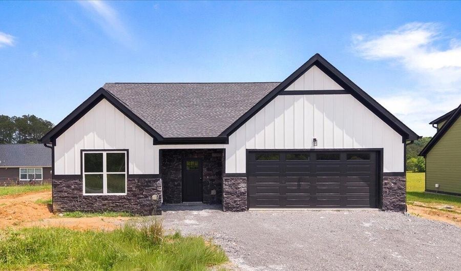 358 Benton Station Rd, Benton, TN 37307 - 3 Beds, 2 Bath