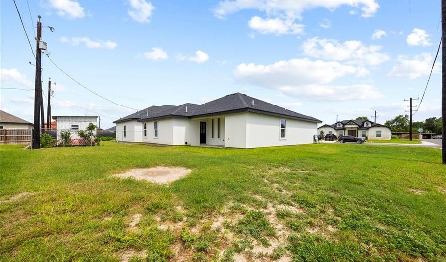 132 E Irvine Ave, Alamo, TX 78516 - 3 Beds, 3 Bath