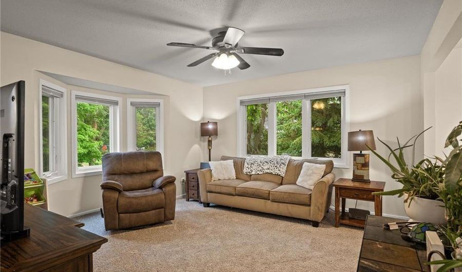 11810 Larabee Cir NE, Albertville, MN 55301 - 4 Beds, 2 Bath