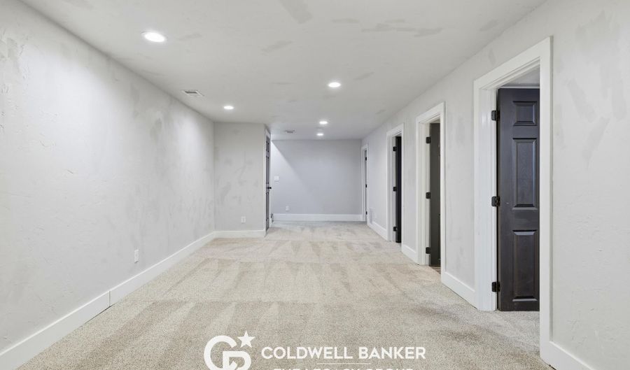 150 N Grant St, Casper, WY 82601 - 3 Beds, 2 Bath