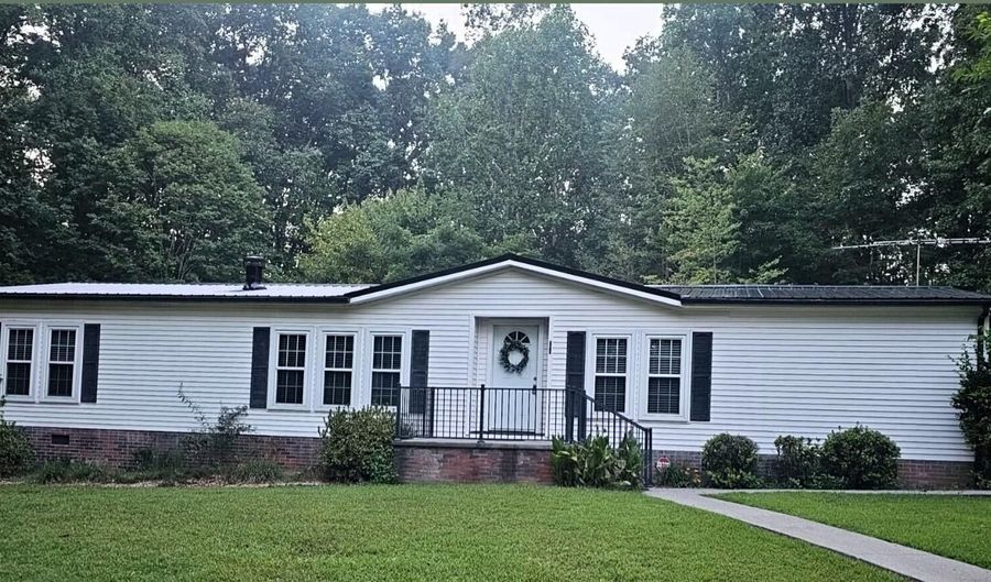 228 County Road 135, Athens, TN 37303 - 3 Beds, 2 Bath