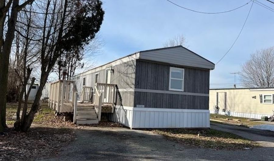 3180 N Adrian Hwy Lot 5, Adrian, MI 49221 - 2 Beds, 1 Bath