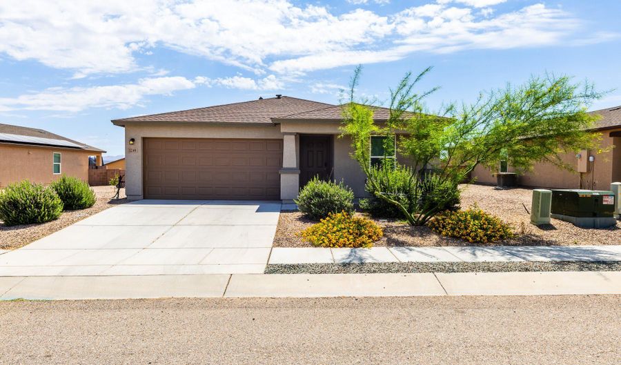 1249 S Lenora Loop, Benson, AZ 85602 - 3 Beds, 2 Bath