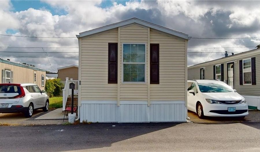 60 West Dr, East Providence, RI 02916 - 2 Beds, 1 Bath