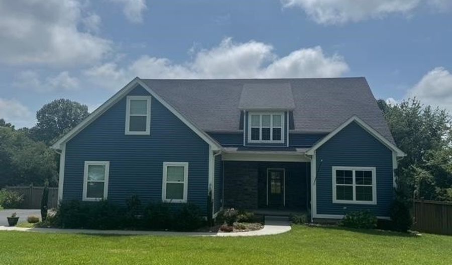 985 W G Talley Rd, Alvaton, KY 42122 - 4 Beds, 2 Bath