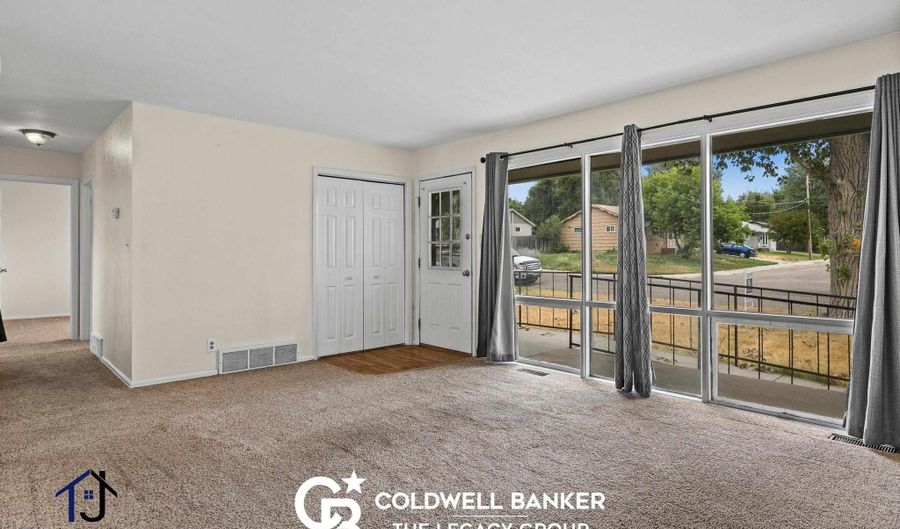 401 N Sun Dr, Casper, WY 82609 - 3 Beds, 1 Bath