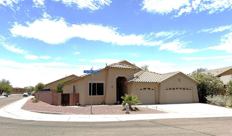 1102 E Mud Spring Canyon Ln, Sahuarita, AZ 85629 - 3 Beds, 2 Bath