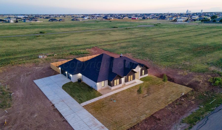 17451 OAKLEY Trl, Amarillo, TX 79124 - 4 Beds, 3 Bath