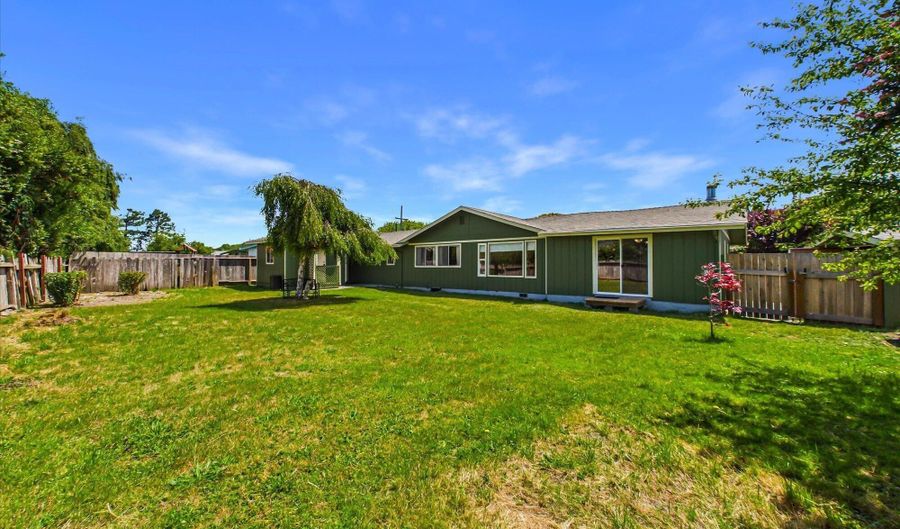 2529 Baldwin St, Arcata, CA 95521 - 2 Beds, 1 Bath
