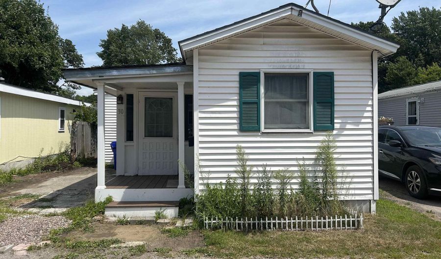 30 Avenue B, Burlington, VT 05408 - 2 Beds, 1 Bath