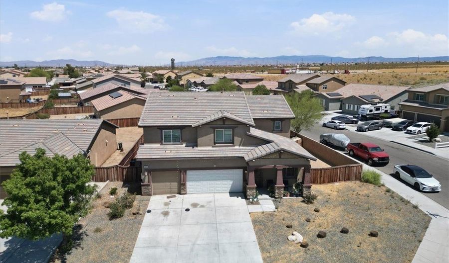 14239 Purple Canyon Rd, Adelanto, CA 92301 - 5 Beds, 3 Bath