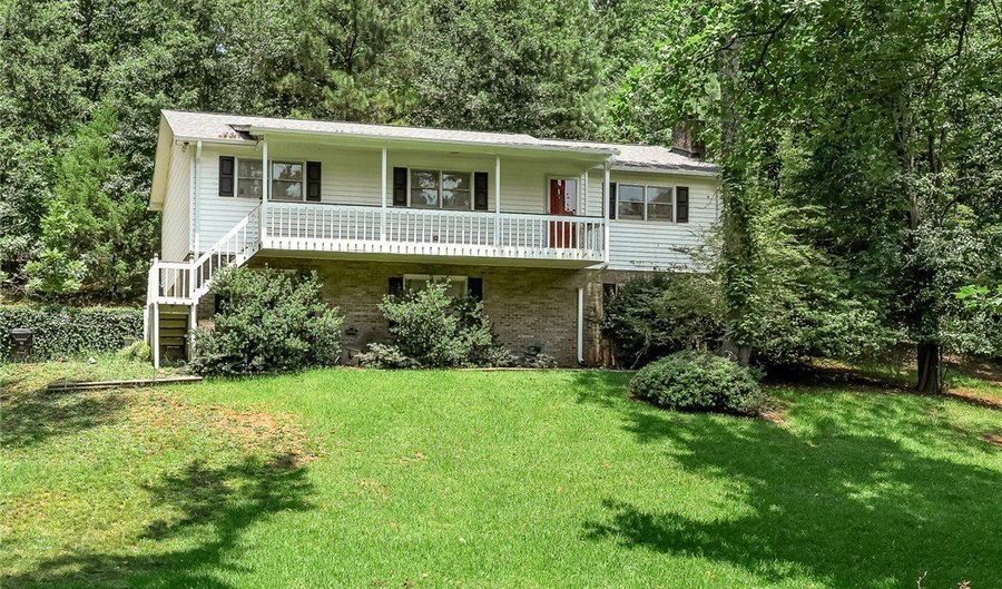 410 Kingston Way, Anderson, SC 29625 - 3 Beds, 2 Bath