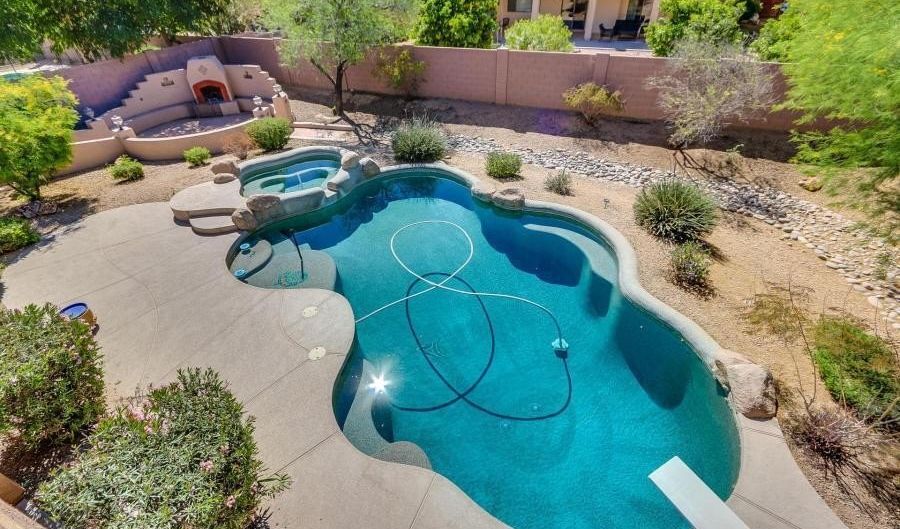 1705 E Coconino Dr, Chandler, AZ 85249 - 5 Beds, 4 Bath
