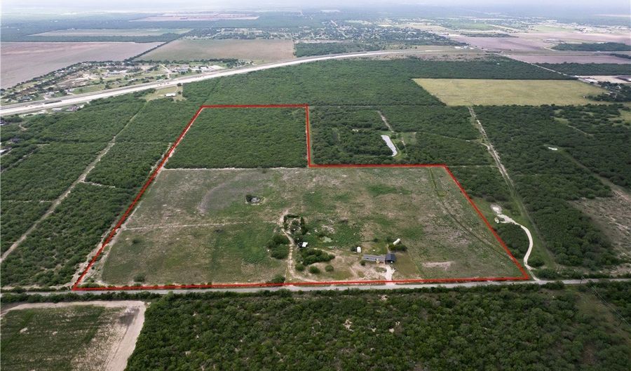 325 County Road 129, Alice, TX 78332 - 0 Beds, 0 Bath