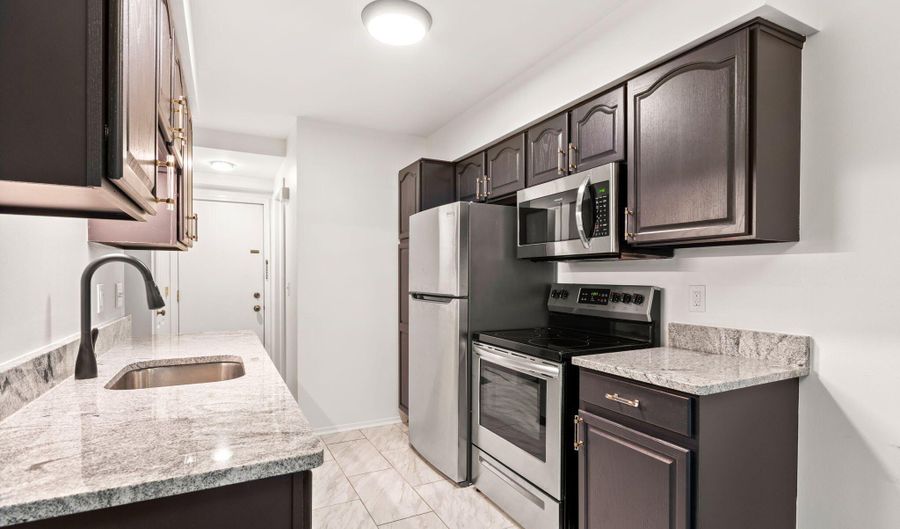3034 Forest Creek Ct, Ann Arbor, MI 48108 - 2 Beds, 2 Bath