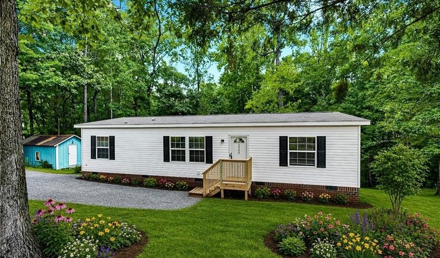 2140 Poole Town Rd, Asheboro, NC 27205 - 3 Beds, 2 Bath