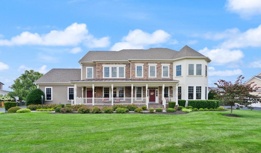 41960 BARNSDALE VIEW Ct, Ashburn, VA 20148 - 6 Beds, 8 Bath