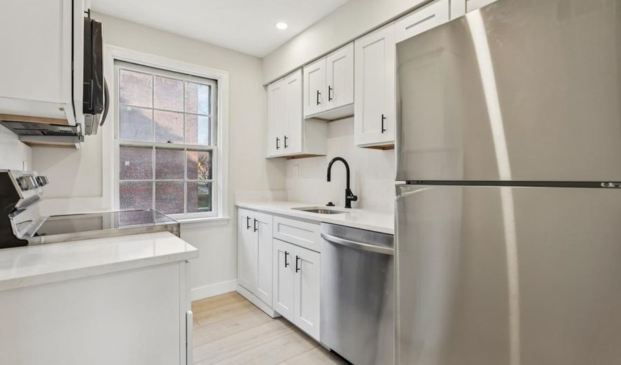 2037 38TH St SE 301, Washington, DC 20020 - 2 Beds, 1 Bath