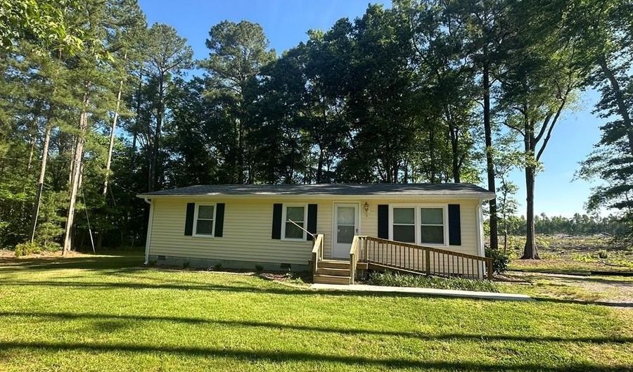 933 Chalk Level Rd, Alberta, VA 23821 - 3 Beds, 1 Bath