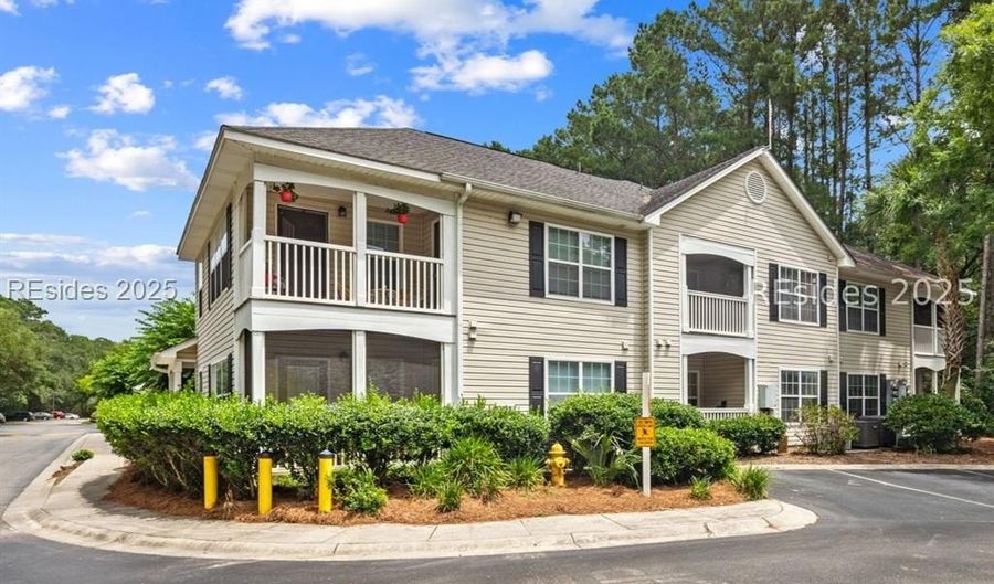 50 Pebble Beach Cv H216, Bluffton, SC 29910 - 1 Beds, 1 Bath