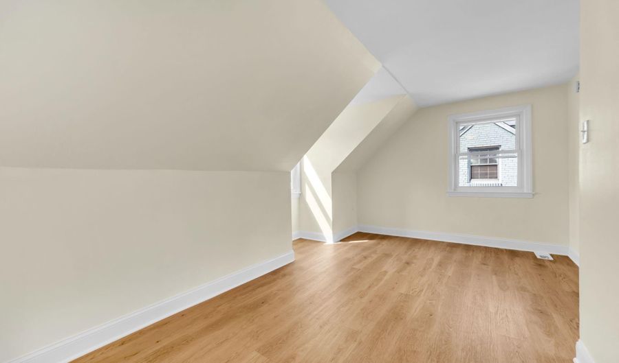 3201 12TH St S, Arlington, VA 22204 - 4 Beds, 2 Bath