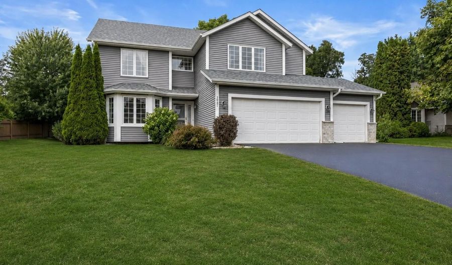 5831 157th Ln NW, Anoka, MN 55303 - 3 Beds, 3 Bath