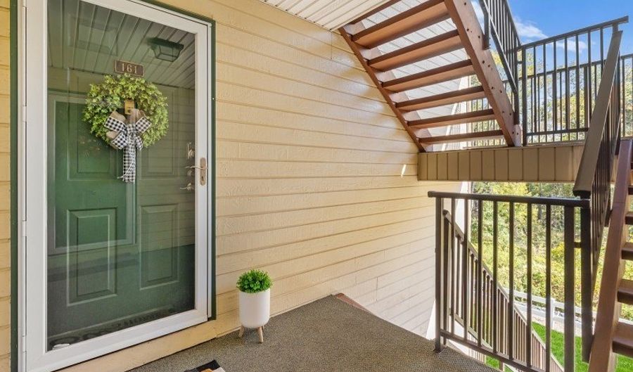 161 Robertson Way, Bayonne, NJ 07035 - 2 Beds, 2 Bath