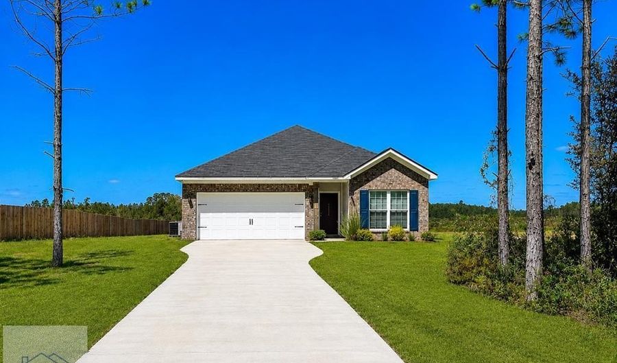 1667 Arnold Dr SE, Allenhurst, GA 31301 - 3 Beds, 2 Bath