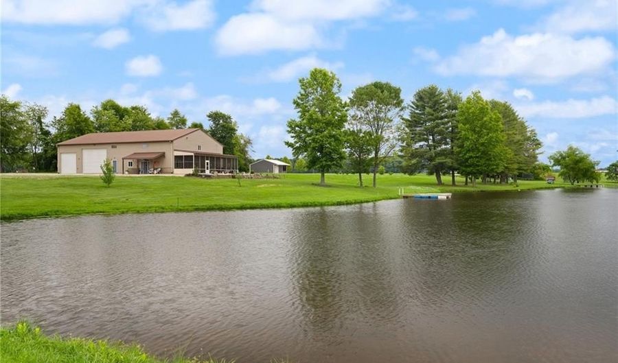 4248 N Whitsitt Rd, Austin, IN 47102 - 3 Beds, 4 Bath