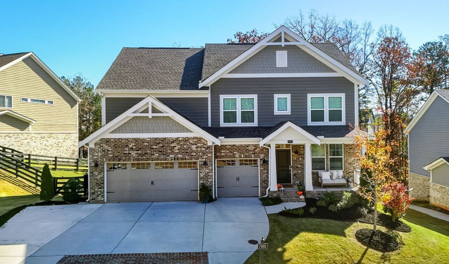 7995 Veranda Curv, Ball Ground, GA 30107 - 4 Beds, 5 Bath