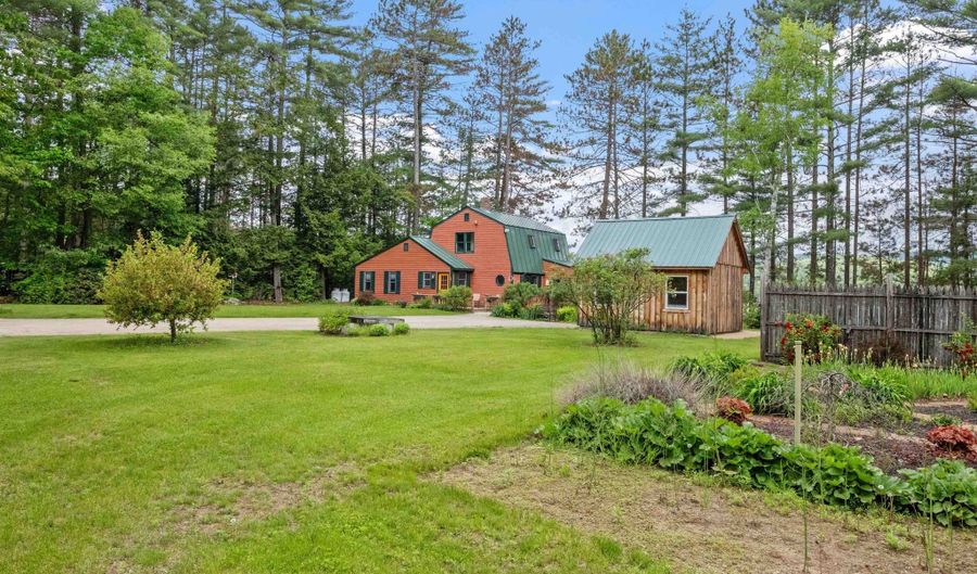 34 Winter Hill Ln, Andover, NH 03216 - 2 Beds, 2 Bath