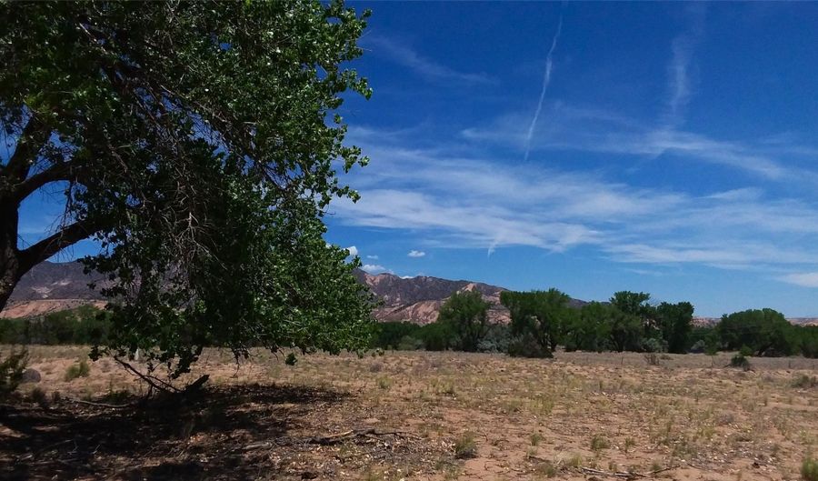El Porvenir lot 5, Abiquiu, NM 87510 - 0 Beds, 0 Bath