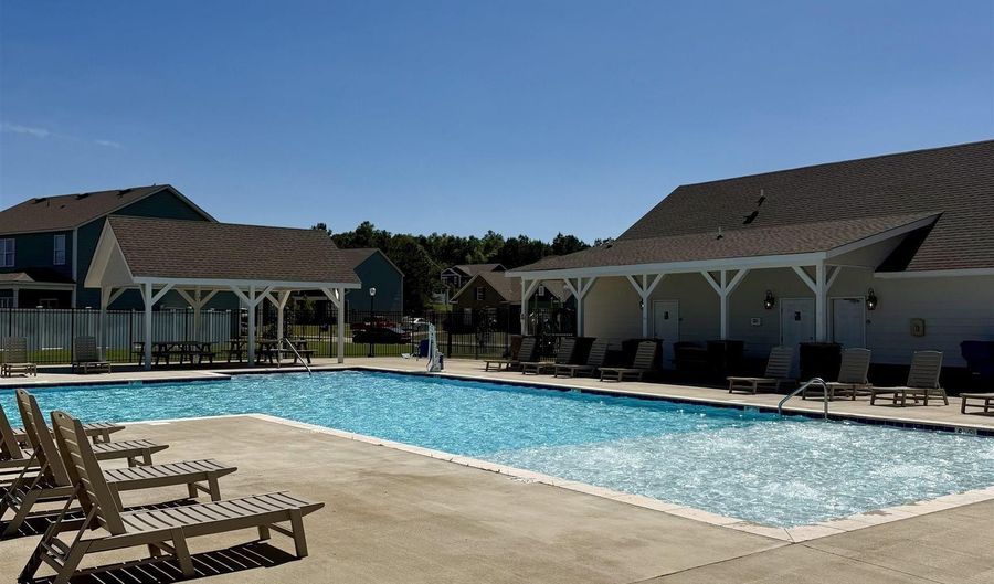 1017 CANVASBACK Way, Alabaster, AL 35007 - 5 Beds, 3 Bath