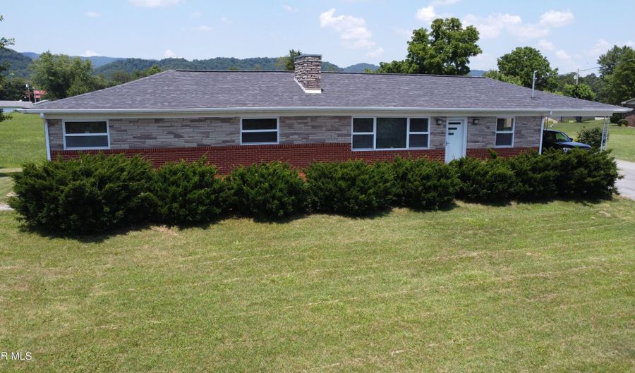 299 Main St, Bean Station, TN 37708 - 0 Beds, 2 Bath