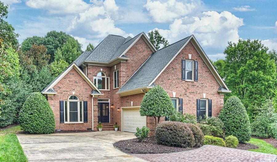 7122 The Grns, Charlotte, NC 28277 - 4 Beds, 3 Bath
