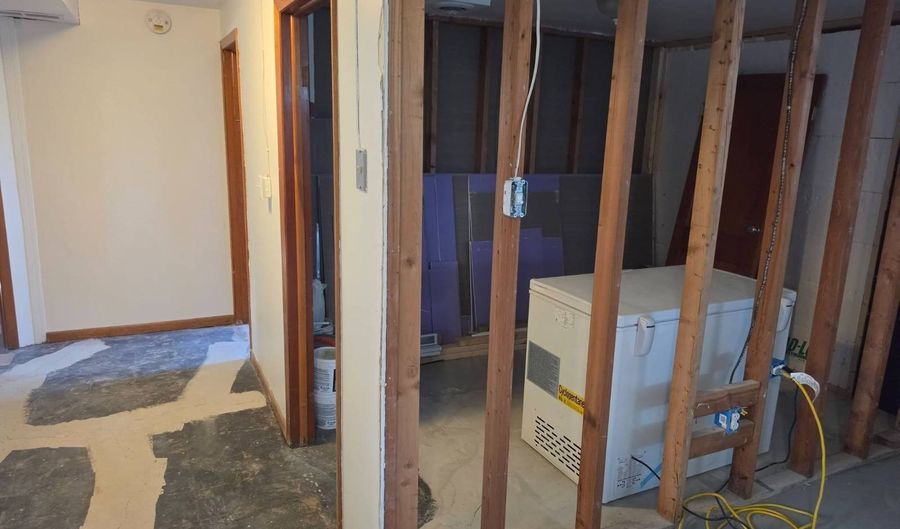 710 East St, Bottineau, ND 58318 - 4 Beds, 2 Bath